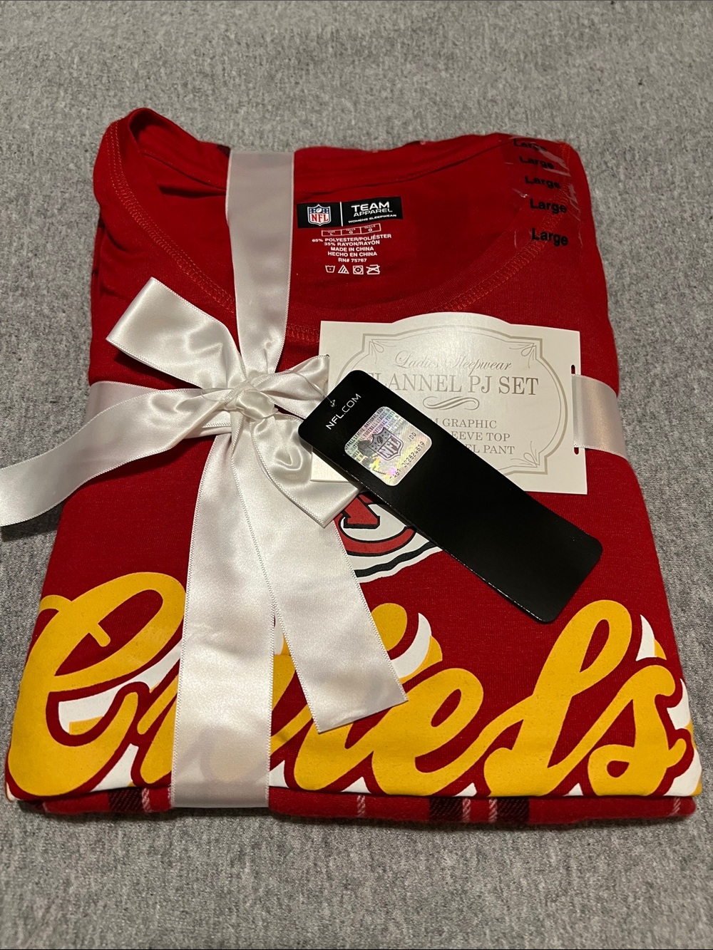 NFL Kids Red and Yellow Chiefs Flannel Pajama Set